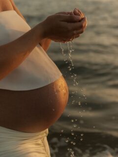 You are golden 💛✨#pregnancy #grossesse #geneve #femmeenceinte #geneva