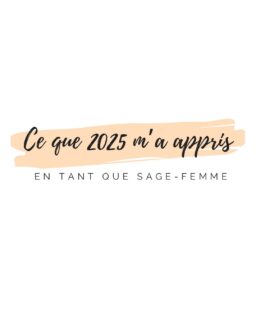 Cette année, j’ai compté.
Pas les kilomètres.
Pas les heures.

J’ai compté les familles.
Les bébés.
Les doutes confiés.
Les corps qui avaient besoin d’être regardés.

🤍 +150 familles accompagnées
🤱 +120 allaitements soutenus
✂️ +85 cicatrices soulagées
📱 +2 500 messages pour rassurer, expliquer, contenir

Être sage-femme à domicile,
ce n’est pas une prestation standardisée.
C’est une présence réelle,
du temps donné,
une relation qui se construit.

Et j’ai aussi appris une chose importante :
👉 je ne peux pas plaire à tout le monde.

Parce que le soin demande de l’engagement.
Et parce que toutes les rencontres ne sont pas faites pour durer.

Cette année a confirmé ce que je savais déjà :
je choisis d’accompagner avec humanité,
exigence,
et respect des femmes et des familles.

💛 Merci à celles et ceux qui m’ont fait confiance.
📩 Et si tu cherches une sage-femme à domicile, présente et engagée, écris-moi.